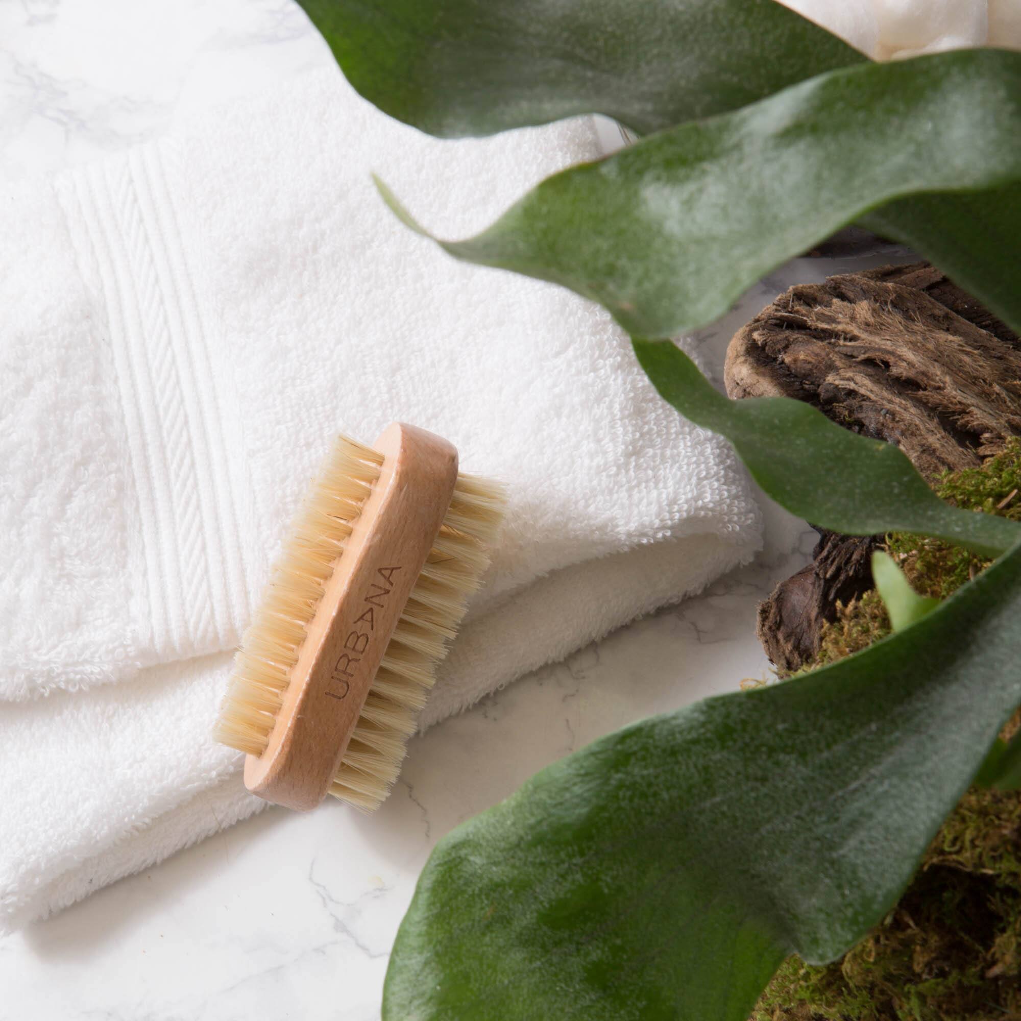 European Soaps Nail Brush